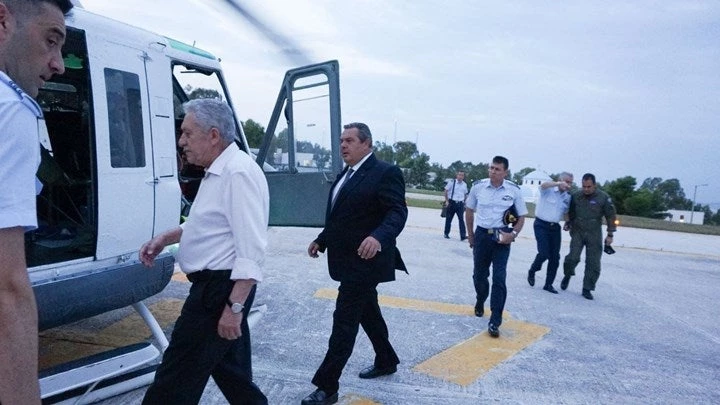 Αυτοψία Καμμένου-Κουβέλη στις πληγείσες περιοχές της Ανατολικής Αττικής (εικόνες)